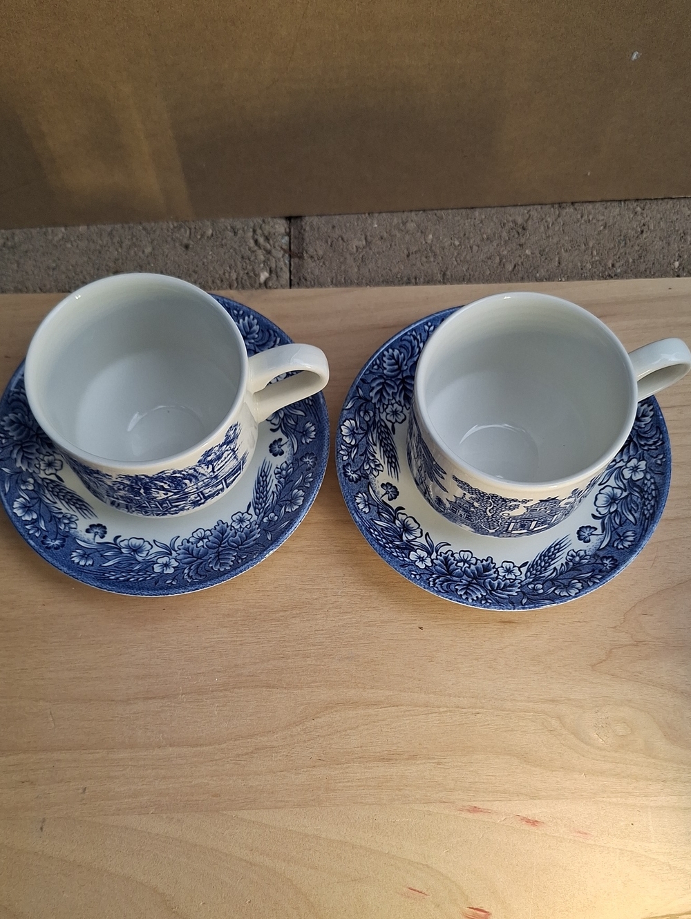 Vintage Churchill Currier & Ives Blue Mill Dam 2 Teacups & 2 Saucers Set England - Picture 3 of 11